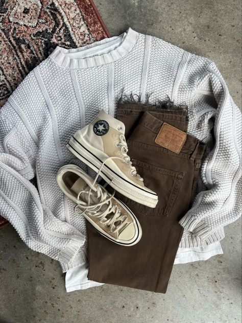 Autumn Outfit Men’s, La Clothing Style, Simple Lounge Outfits, Autumn Masc Outfits, Brown Pants Outfit Winter, Men Wishlist, Mens Fall Fashion Casual, Fall Masc Outfits, Masc Fall Outfits