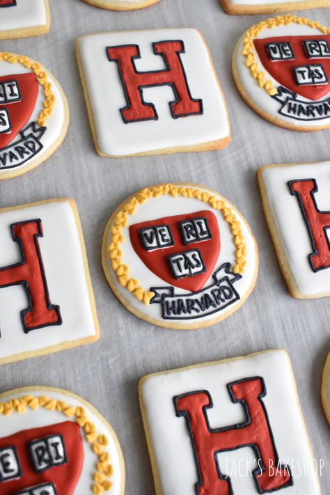 Harvard cookies veritas cookies royal icing cookies Harvard Themed Party, Harvard Cake, Harvard Graduation Party, Harvard Law School Graduation, Harvard Moodboard, Harvard Acceptance, Harvard Medical School Graduation, Harvard Student Aesthetic, Harvard Graduation