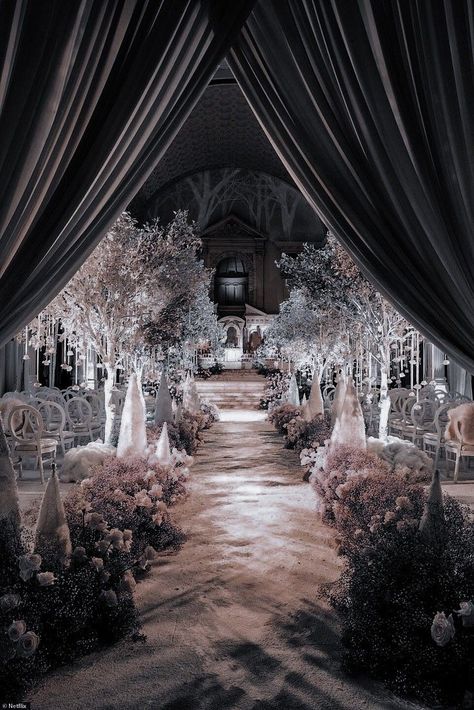 Dark Castle Wedding Aesthetic, Wedding Asthetic Ideas, Wedding Asthetic Picture, Mafia Themed Wedding, Castle Wedding Aesthetic, Fantasy Wedding Theme, Victorian Wedding Themes, Dark Romantic Wedding, Gothic Wedding Theme