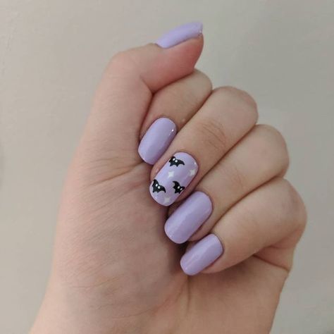 Purple Halloween Nails Simple, Lilac Halloween Nails, Purple Ghost Nails, Lilac Nails Design, Purple Halloween Nails, Lilac Nails, Purple Halloween, Purple Nails, Black Nails