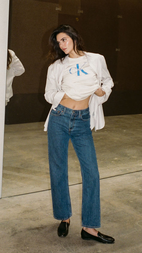 Kendall Jenner goes casual in new season icons, wearing the Monologo Tee with the 90s Straight.   Discover the fall capsule wardrobe from Calvin Klein. Calvin Klein Kendall Jenner Outfits, Kendall Jenner X Calvin Klein, Calvin Klein Outfits Casual, Calvin Klein 90s Ad, Calvin Klein Kendall, Calvin Klein 1990s Campaign, 90s Calvin Klein Jeans Ads, Kendall Jenner Calvin Klein, Calvin Klein Campaign