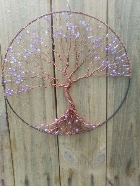 Copper Wire Tree Of Life, Diy Tree Of Life Wire, Wire Trees Diy How To Make, Tree Of Life Diy, Diy Tree Of Life, Beaded Suncatchers, Bead Trees, Dollar Tree Crafts Diy, Family Tree Craft