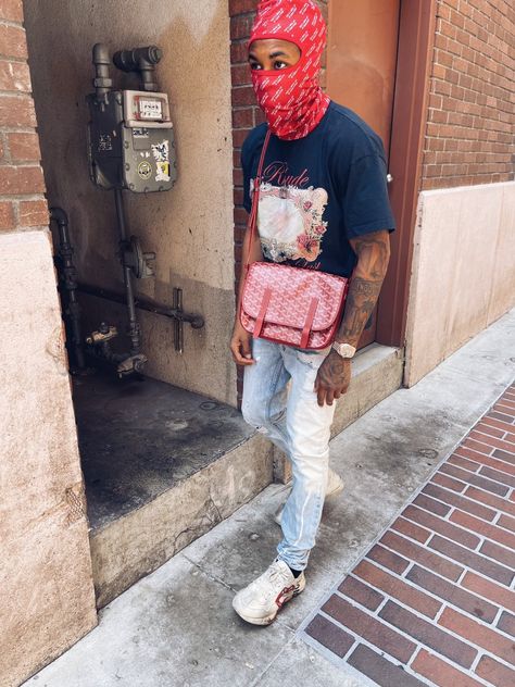 Telfar Bag Outfit Men, Gucci Messenger Bag Outfit, Messenger Bag Men Outfit, Dior Crossbody Bag Men, Men’s Cross Body Bag Outfit, Neo Vintage Gg Supreme Messenger Bag, Gucci Rhyton, Pikachu Hoodie, Red Mask