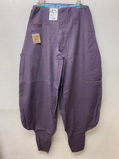 Toraichi C Nikkapokka Tobishoku Work pants No. cls022 Condition: NEW. Please check listing pictures. Size: W/79cm  (31inch) *I have other size, color, design. Please ask. Ghurka Pants, Japanese Style Trousers, Tobi Pants Japan, Japanese Sweatpants, Gramicci Pants, Work Pants, Work Outfit, Work Wear, Jackets & Coats