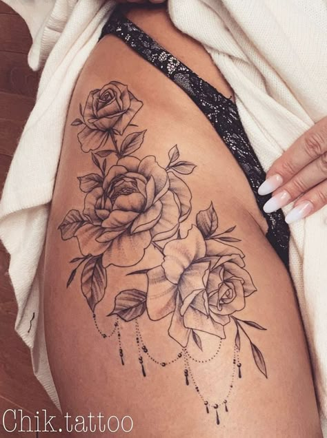 Rose Tattoo Thigh, Floral Thigh Tattoos, Flower Thigh Tattoos, Hip Thigh Tattoos, Rose Tattoos For Women, Beautiful Flower Tattoos, Hip Tattoos Women, Inspiration Tattoos, Thigh Tattoos