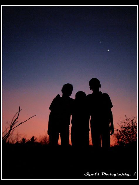 Three brothers.!, via Flickr. Three Brothers Aesthetic, 3 Brothers Picture Ideas, Brother And Brother, Brother Aesthetic, Brothers Aesthetic, Christian Vision Board, Brothers Photography, Brother Photos, Book Mood