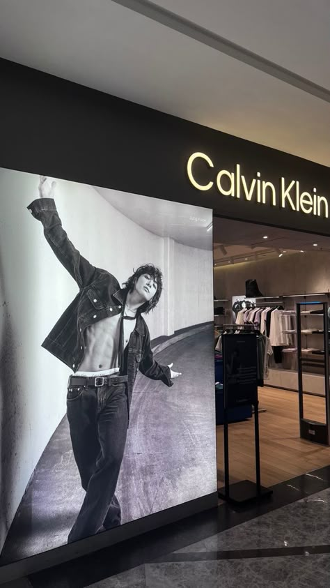 Jungkook Poster, Calvin Klein Aesthetic, Calvin Klein Outfits, Shopping Pictures, Dancer Lifestyle, Calvin Klein Store, Mi Life, Ck Calvin Klein, See You Again