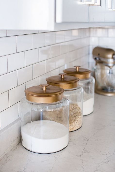 Kitchen Canisters Diy, Canisters Diy, Farm Kitchen Ideas, Farmhouse Kitchen Canisters, Kitchen Glass, Glass Canisters, Kitchen Canisters, Glass Kitchen, Farmhouse Kitchen Decor