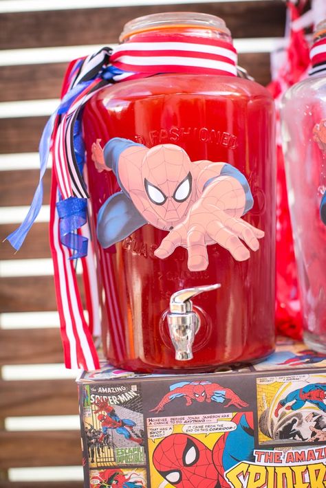 Spider-Man Birthday Party Spider Man Themed Food, Man Party Ideas, Birthday Party For Men, Spiderman Birthday Party Food, Superhero Birthday Party Food, Spider Man Birthday Party, Spider Party, Spiderman Birthday Party Decorations, Spider Man Birthday