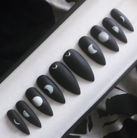 The Phases Of The Moon, Witch Nails, Nail Art Photos, Witchy Nails, Moon Nails, Art Moon, Phases Of The Moon, Best Nail Art Designs, Super Nails