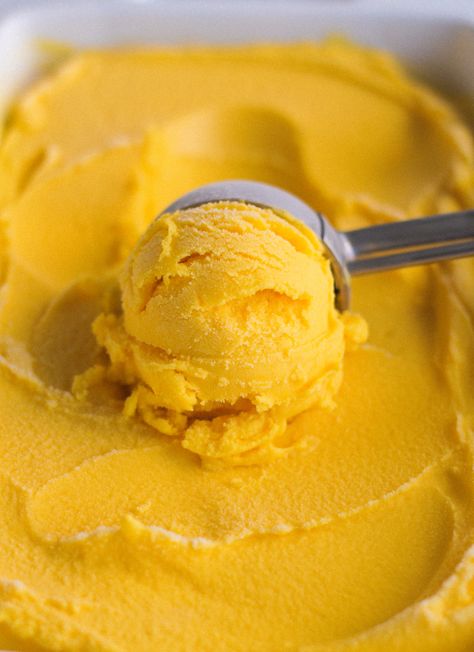 Mango Sorbet Recipe, Buttermilk Ice Cream, Ice Cream Dessert Recipe, Mango Ice Cream Recipe, Mango Rum, Pumpkin Ice Cream, Mango Ice Cream, Two Ingredient, Caramel Ice Cream