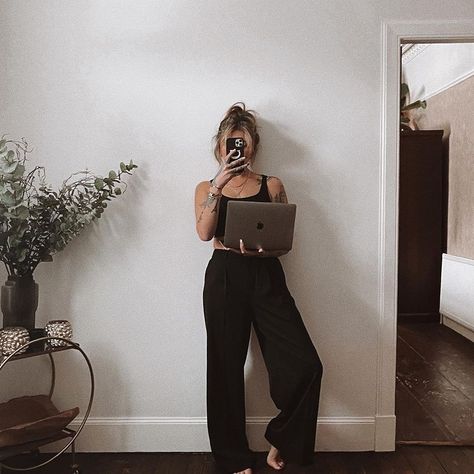 Jamie Genevieve Style, Jamie Genevieve Outfits, Jamie Genevieve, Life Is All About Balance, Brand Shoot, Alt Style, Clothes Closet, Autumn Style, Instagram Life