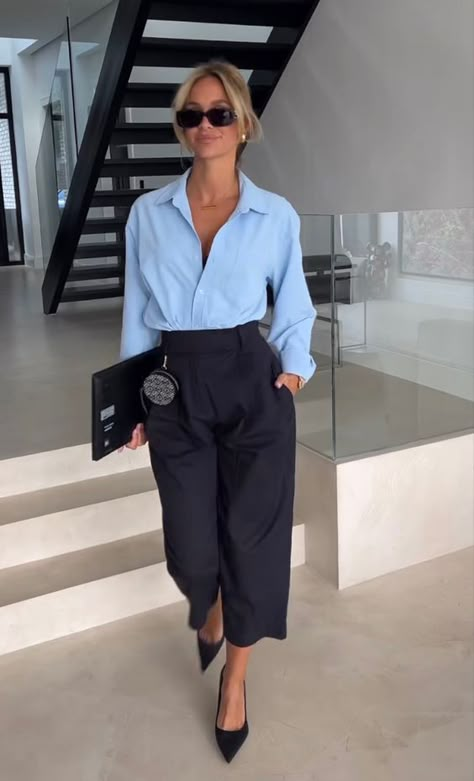 70+ Business Casual Outfits Inspiration - Boss Babe Chronicles Smart Spring Outfits, Casual Working Outfit Women, Work 2024 Outfits, 2024 Fashion Outfits, Office Summer Outfits Women Business, Womens Summer Work Outfits, Congress Outfit Woman, Business Look Woman, Business Fashion Women's