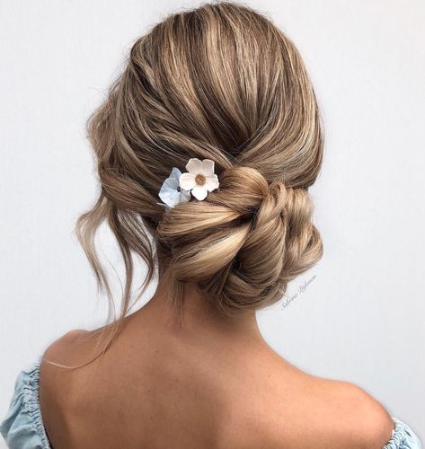 Cute Quick Low Bun with Flowers Side Bun With Flowers, Low Buns For Long Hair, Low Bun With Flowers, Low Bridal Updo, Debs Hairstyles, Bun With Flowers, Low Bridal Bun, Faded Haircut, Low Bun Wedding Hair