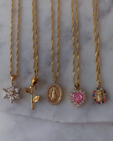 SweetPeeps Jewelry on Instagram: “��🌸🌹✨💖🌈☁️” Capsule Wardrobe Jewelry, Ethereal Jewelry, Fancy Accessories, Preppy Jewelry, Earthy Jewelry, Wrist Jewelry, Cuff Jewelry, Jewelry Tattoo, Magical Jewelry