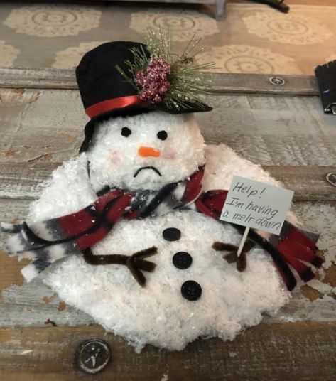 I’m Having A Meltdown Snowman Craft, Melting Snowman Ornament, Christmas Florida, Snowman Outdoor Decorations, Outdoor Decor Christmas, Melting Snowman, Snowman Crafts Diy, Christmas Decorations Diy Crafts, Melted Snowman