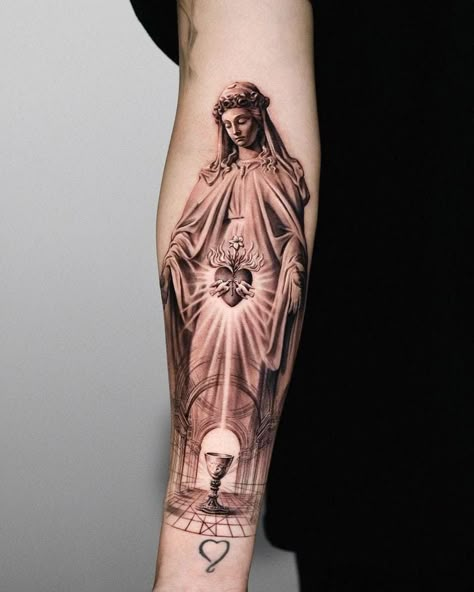 Virgin Mary Portrait Tattoo, Virgin Mary Tattoo Leg, Virgin Mary Tattoo For Women Sleeve, Saint Tattoo Female, Mother Of God Tattoo, Holy Mary Tattoo, Virgin Mary Tattoo For Women, Mary Tattoos Catholic, Catholic Tattoos For Men