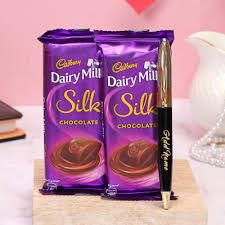 Find the best collections of valentine gifts for her To place an order visit our website  #valentineforher #valentinegifts #valentinegiftsforher #valentinegiftsher Silk Oreo, Cadbury Celebrations, Dairy Milk Silk, Chocolate Shots, Cadbury Dairy Milk Chocolate, Silk Chocolate, Online Cake Delivery, Dairy Milk Chocolate, Cadbury Chocolate