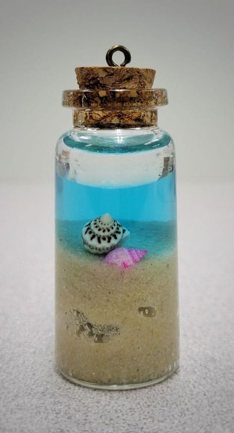 Beach In A Bottle, Halloween Apothecary Labels, Craft At Home, Glass Crafts Diy, Craft Cafe, Sensory Crafts, Tiny Jars, Small Glass Bottles, Friend Crafts