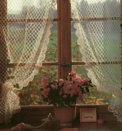 Vintage Curtains Living Room, Vintage Curtains Bedroom, Cottagecore Window, Isabellacore Aesthetic, Picture Window Curtains, Erin Aesthetic, Curtains Background, Curtains Living Room Ideas, Bedroom French Country