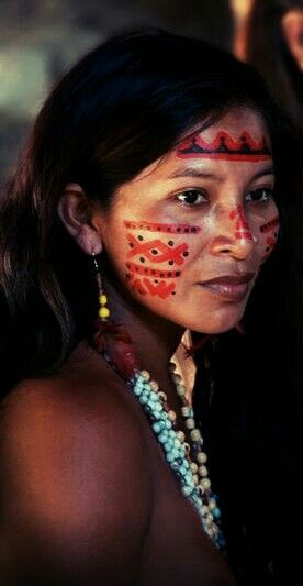 South America Indigenous Women, Amazon River, We Are The World, People Of The World, World Cultures, Interesting Faces, The Amazon, American Women, People Around The World