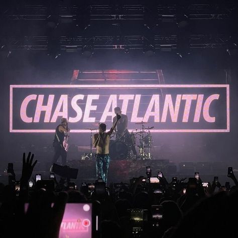 Atlantic Group, Lost City Of Atlantis, Chase Atlantic, Music Collage, Concert Aesthetic, Music Backgrounds, Cute Wallpaper Backgrounds, The Band, Arctic Monkeys