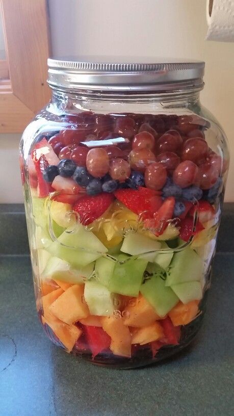 Fruit Salad in Giant Mason Jar. Jar Salads, Mason Jar Salad, Fruit Water, Interesting Food, Interesting Food Recipes, Lunch Ideas, Fruit Salad, Mason Jar, Mason Jars