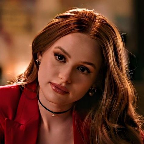 Blossom Icon, Cheryl Blossom Aesthetic, Cheryl Style, Toni Topaz, Cheryl Blossom Riverdale, Riverdale Cheryl, Riverdale Aesthetic, Camila Mendes, Cheryl Blossom