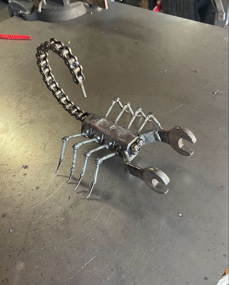 Scorpion made out of scrap steel Scorpion Metal Art, Rebar Ideas, Metal Scorpion, Metal Cow, Welding Crafts, Making Wooden Toys, Metal Fab, Trash Art, Metal Furniture Design