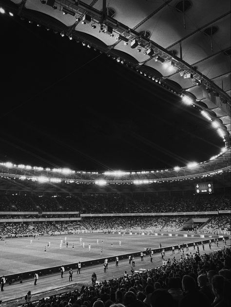 Black And White Soccer Wallpaper, Black And White Sports Pictures, Barca Black Wallpaper, Black And White Soccer Aesthetic, Football Aesthetic Black And White, Black Football Wallpapers, Football Stadium Aesthetic, Stadium Aesthetic, Stadium Photography