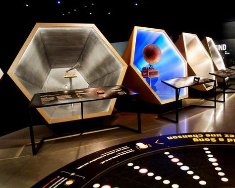 GSM Project creates immersive exhibitions for Canada Science and Technology Museum Museum Display Design, Exhibitions Ideas, Technology Museum, Museum Display, Museum Interior, Museum Exhibition Design, Music Museum, Art Galleries Design, Interactive Exhibition