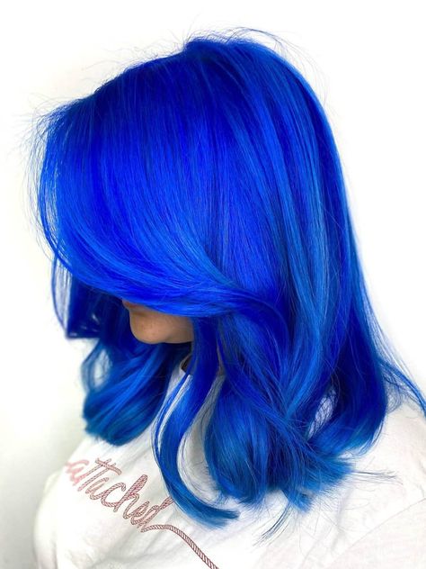 Arctic Fox Blue Hair, Neon Blue Hair Color, Bright Blue Hair Color, Bright Blue Hair Aesthetic, Blue Hair Bright, Neon Hair Ideas, Royal Blue Hair Color, Bright Dyed Hair, Hair Dye Ideas Blue