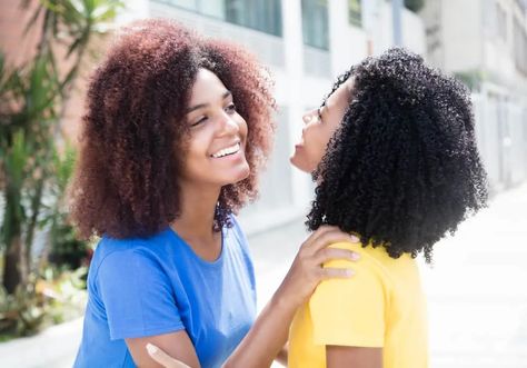 All About “La Bise” – the French Greeting Kiss | French Together Kiss French, How To Say I Love You, French Greetings, Brazilian Culture, Brazilian People, Relationship Stages, Brazilian Portuguese, French People, Terms Of Endearment