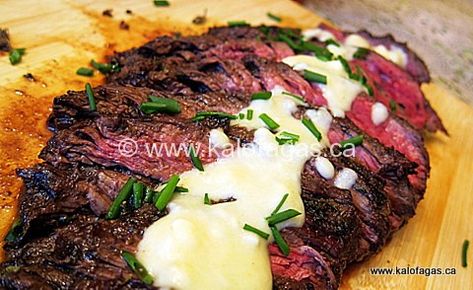 Cheese Sauce For Steak, Steak Toppings, Gifts For Tennis Players, Feta Sauce, Beef Flank, Steak Side Dishes, Grilled Steak Recipes, Feta Recipes, Grilled Flank Steak