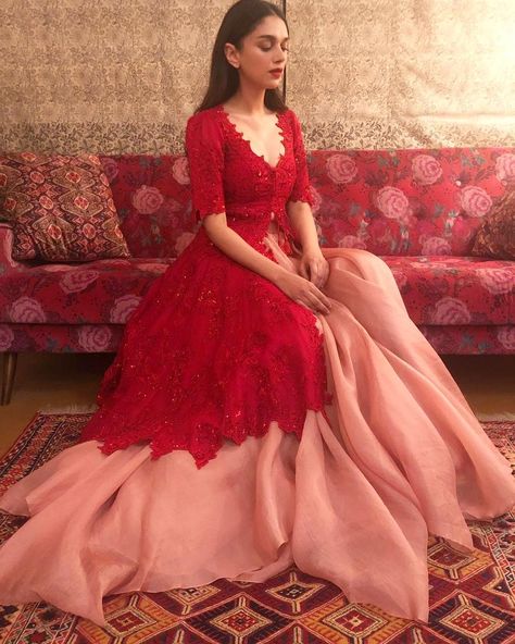 Aditi Rao Hydari, Aditi Rao, Trendy Outfits Indian, Mehendi Outfits, Anushree Reddy, Indian Outfits Lehenga, Indian Bride Outfits, Lehnga Dress, Casual Indian Fashion