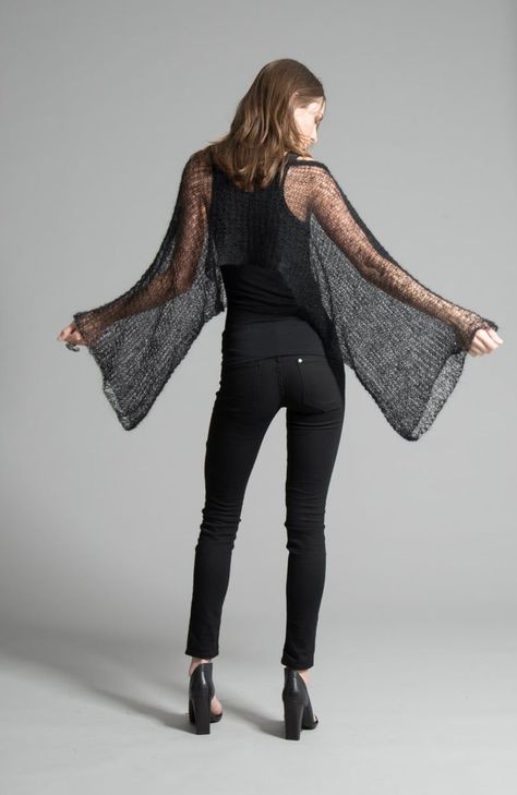 831c2f88a604a07ca94314b56a4921b8desc40036271ri Beautiful Cocktail Dresses, Bolero Sweater, Black Long Sleeve Crop Top, Sheer Sweater, Cropped Blouse, Cropped Tops, Long Crop Top, Mode Inspo, Black Hand