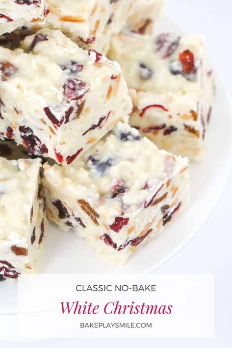 A classic White Christmas recipe made with just 6 ingredients - white chocolate, rice bubbles, dried cranberries, sultanas, coconut and almonds... all in less than 10 minutes! #whitechristmas #christmas #white #slice #bars #recipe #classic #dessert #thermomix #conventional White Christmas Slice Recipe, White Christmas Recipe With Rice Bubbles, White Christmas Slice, White Christmas Treats, Christmas Slice Recipes, White Christmas Food, Christmas Slices, White Christmas Desserts, Christmas Slice