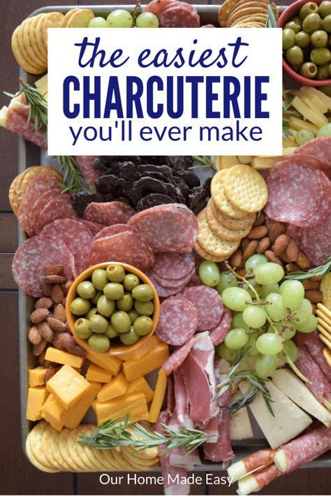 Charcuterie Board Ideas Sweet And Salty, Sheet Pan Charcuterie Board, Easy Charcuterie Board For Beginners, Easy Charcuterie Board Ideas, Charcuterie Board Easy, Appetizer Boards, Charcuterie Trays, Wine Appetizers, Baked Appetizers