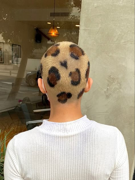 Cheetah Print Hair Shaved, Leopard Print Hair Shaved, Leopard Print Buzzcut, Shaved Dyed Hair, Buzzcut Dyed Hair, Arctic Fox Dye, Cheetah Print Hair, Yellow Crocs, Short Hair Designs