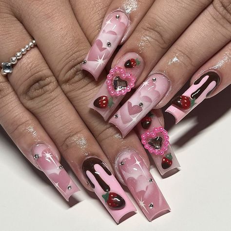 ig: nailzbydianita M&m Nails, Neopolitan Nails, Pink Nails Valentines, Acrylic Nails Valentines, Tip Nails Acrylic, French Tip Nails Acrylic, Nails Strawberry, Nail Inspo Nail Art, Chocolate Nails