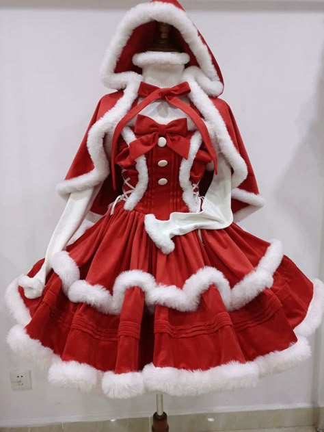 Christmas Clothing Drawing, Unique Christmas Outfits, Cute Santa Dresses, Christmas Cosplay Anime, Christmas Aesthetic Clothing, Christmas Oc Ideas, Cute Santa Outfit For Women, Christmas Elf Outfit Aesthetic, Christmas Outfits Aesthetic Dresses