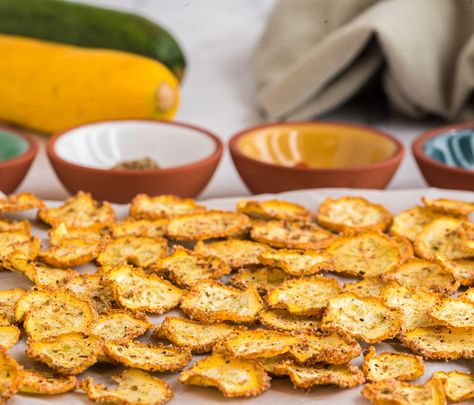 Dehydrated Squash Chips | Food Revolution Network Dehydrated Yellow Squash Chips, Dehydrated Squash, Dehydrate In Oven, Yellow Squash Chips, Freeze Drier, Squash Chips, Chips Food, Butternut Recipes, Csa Box