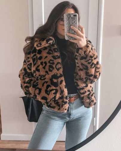 Cheetah Print Jacket Outfit, Animal Print Jacket Outfit, Leopard Print Jacket Outfit, Leopard Jacket Outfit, Print Jacket Outfit, Fur Jackets For Women, Bomb Jacket, Outfit Animal Print, Fur Jacket Outfit