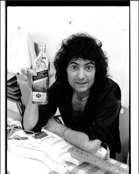 Richie Blackmore, Ritchie Blackmore's Rainbow, Ritchie Blackmore, Purple Band, Black Sabbath, Holy Trinity, Led Zeppelin, Deep Purple, Guitarist