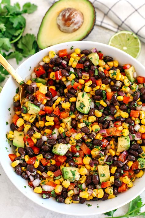 Black Bean and Corn Salad - Eat Yourself Skinny Sweetcorn Salad, Corn And Bean Salad, Black Bean And Corn Salad, Black Bean Corn Salad, Bean And Corn Salad, Flexitarian Recipes, Black Bean And Corn, Black Bean Corn, Black Bean Salad