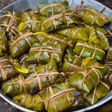 Latin Core, Tamales Guatemaltecos, Guatemalan Food, Honduras Food, Nicaraguan Food, Mexican Tamales, Guatemalan Recipes, South American Recipes, America Food