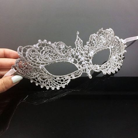 Silver Masks Masquerade, Mascarade Mask Women, White Princess Aesthetic, White Lace Mask, Masquerade Mask Silver, Red Mask Masquerade, Butterfly Masquerade Mask, Masquarade Mask, Maleficent Halloween Costume