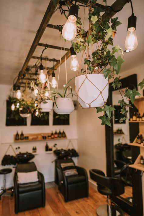 solo esthetician room hair salon decor ideas beauty salon decor Salon With Boutique Ideas, Salon Decor With Plants, Booth Rental Ideas Salon Decor, Witchy Hair Salon Decor, Green Salon Decor Interior Design, Decorate Salon Suite, Boho Tanning Salon, Industrial Glam Salon, Moody Hair Salon Decor