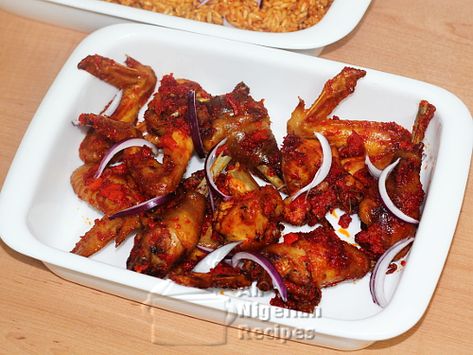 Peppered Chicken, All Nigerian Recipes, African Recipes Nigerian Food, Heritage Recipes, Spicy Grilled Chicken, Recipes With Chicken And Peppers, Plantain Recipes, Grilled Peppers, Nigerian Recipes