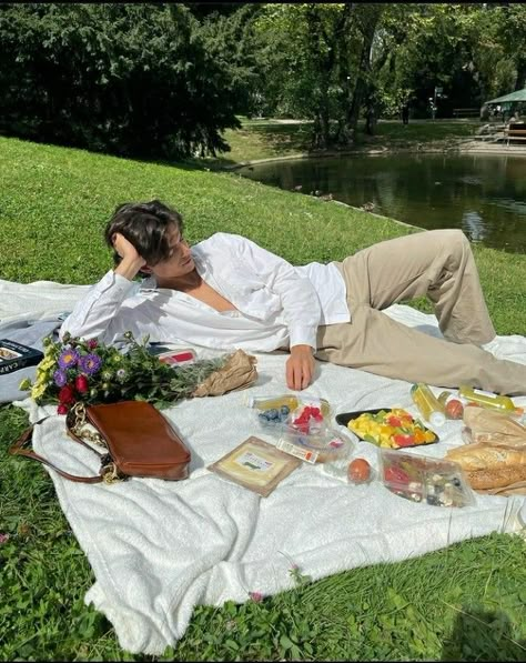 Picnic Outfit Guy, Man Picnic Outfit, Cottage Core Men Aesthetic, Guy Picnic Outfit, Male Picnic Outfit, Picnic Men Outfit, Picnic With Boyfriend Aesthetic, Picnic Aesthetic With Boyfriend, Picnic Aesthetic Boyfriend